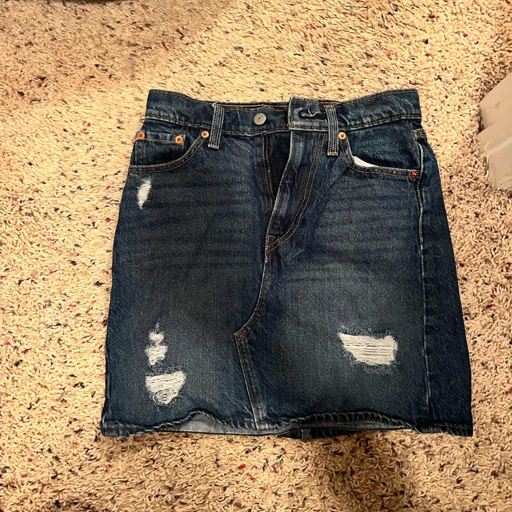 Levi’s denim skirt